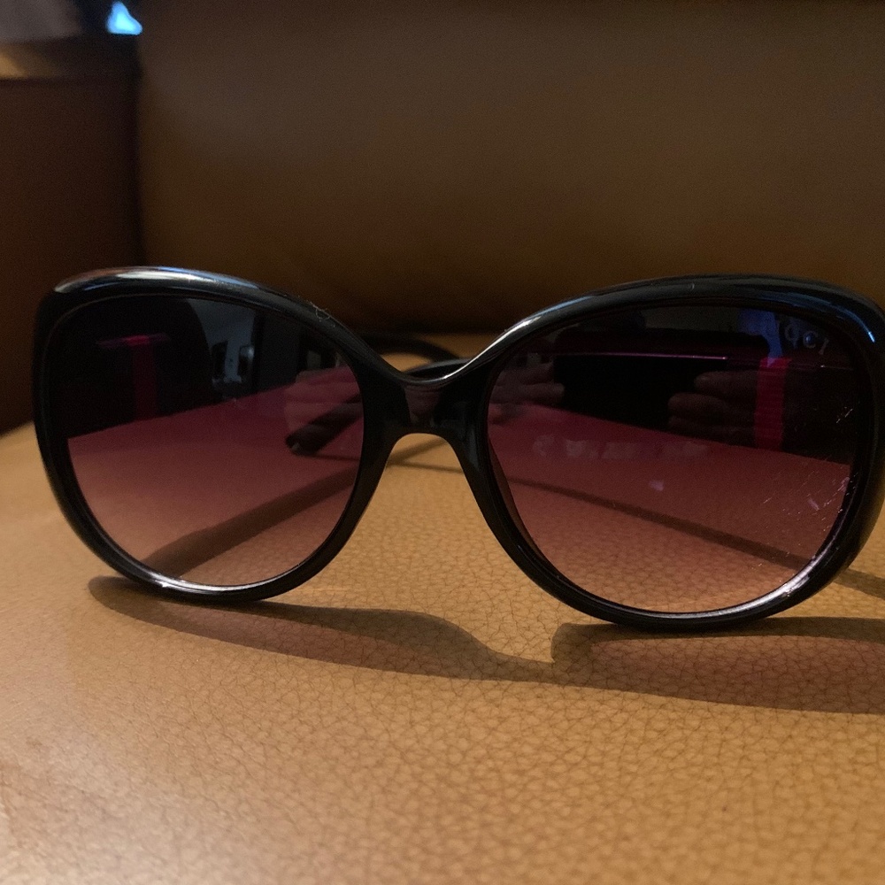 👙 SOLD👙 Gucci Sunglasses